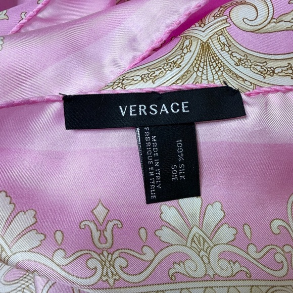 New In Box ✨ VERSACE Pink / Gold Medusa Silk Scarf Twilly - Picture 8 of 16